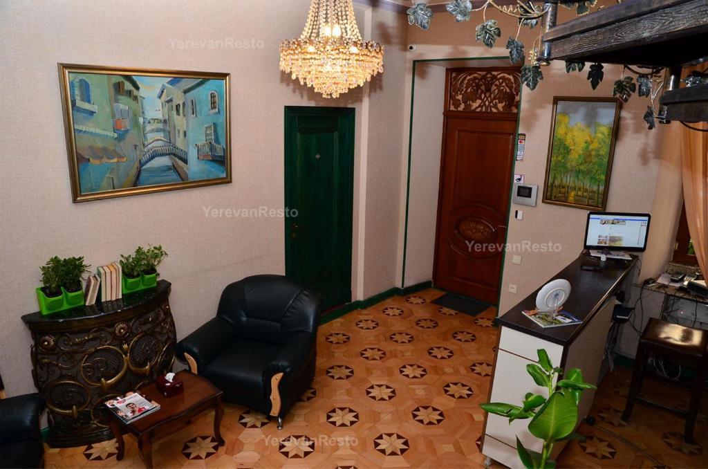 Votre Maison Yerevan Exterior foto
