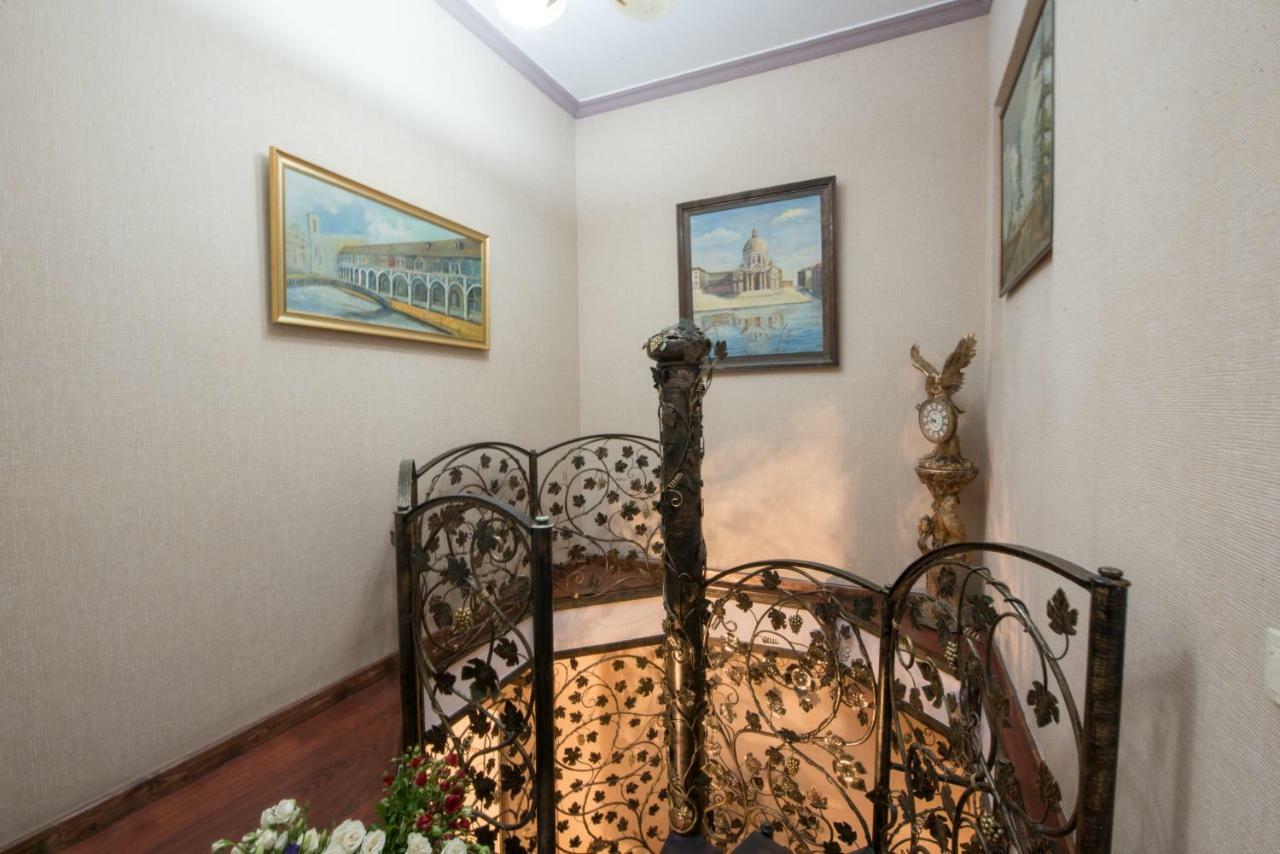 Votre Maison Yerevan Exterior foto